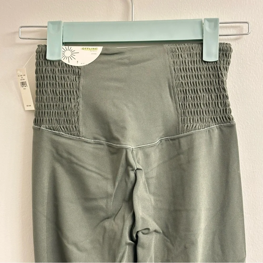 OFFLINE By Aerie Real Me Smocked Leggings Sz S Olive - Picture 7 of 9